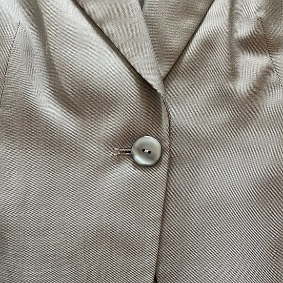 Talbots grey blazer - Picture 5 of 9